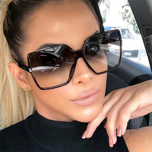 Women's Sunglasses UV400Fashionable Protection for Women Girls Driving Sunshade Goggles Gray Gradient Mirror Lens