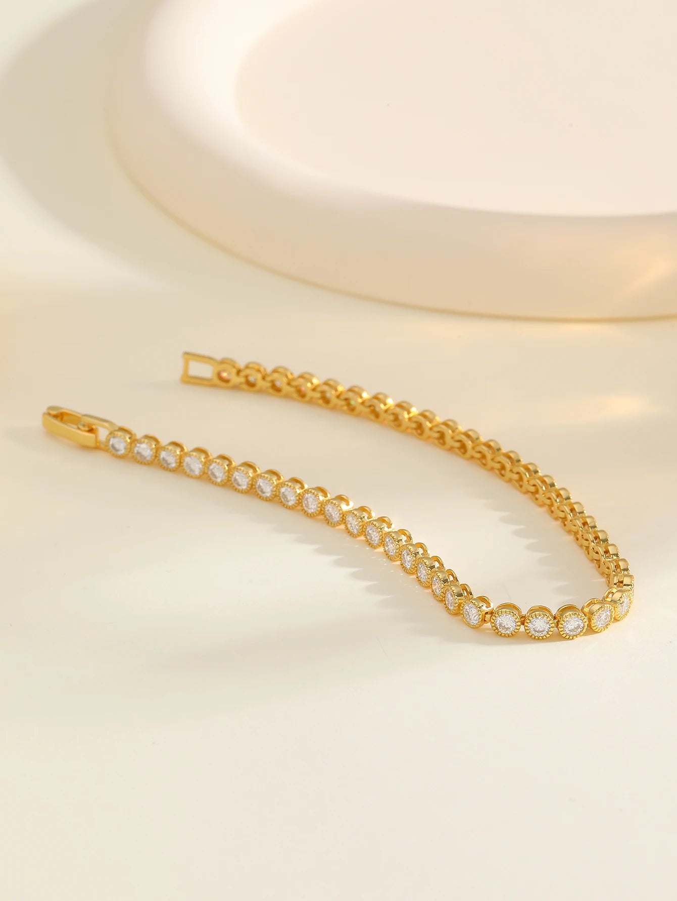 S925 Sterling Silver Moissanite Tennis Bracelet Fine Jewelry Simple Elegant Design Suitable for Gifts Anniversaries Birthdays