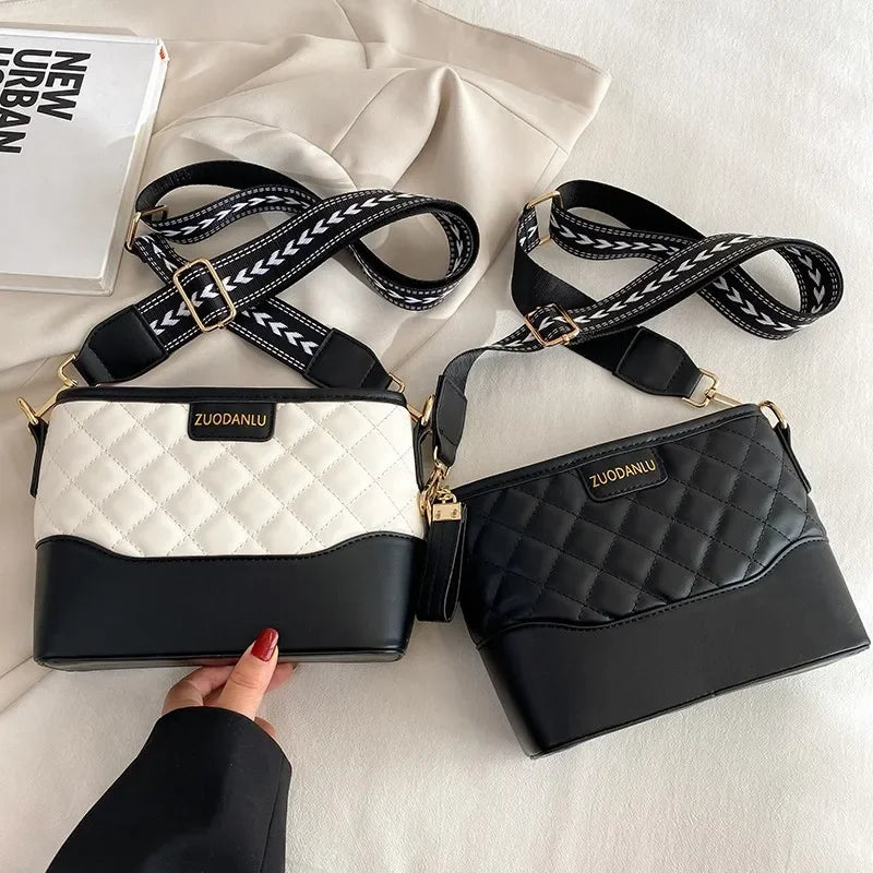 Women's Bag 2025 Light Luxury New Simple Trendy Fashion Large Capacity Shoulder Messenger Bag Casual Commuter Bucket Bag