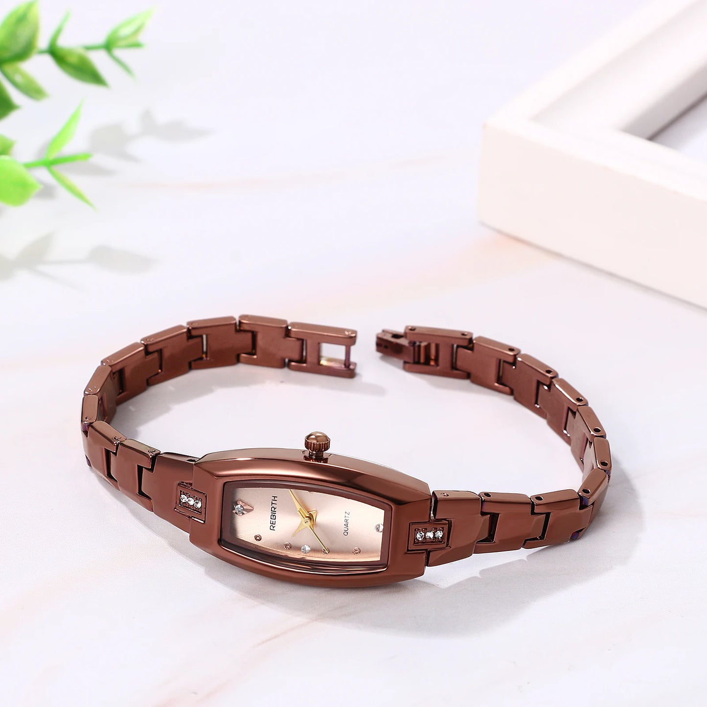 Women Quartz Watch Oval Case Stainless Steel Strap Waterproof Bracelet Watch Diamond Scale Elegant Fashion Valentine's Day Gife