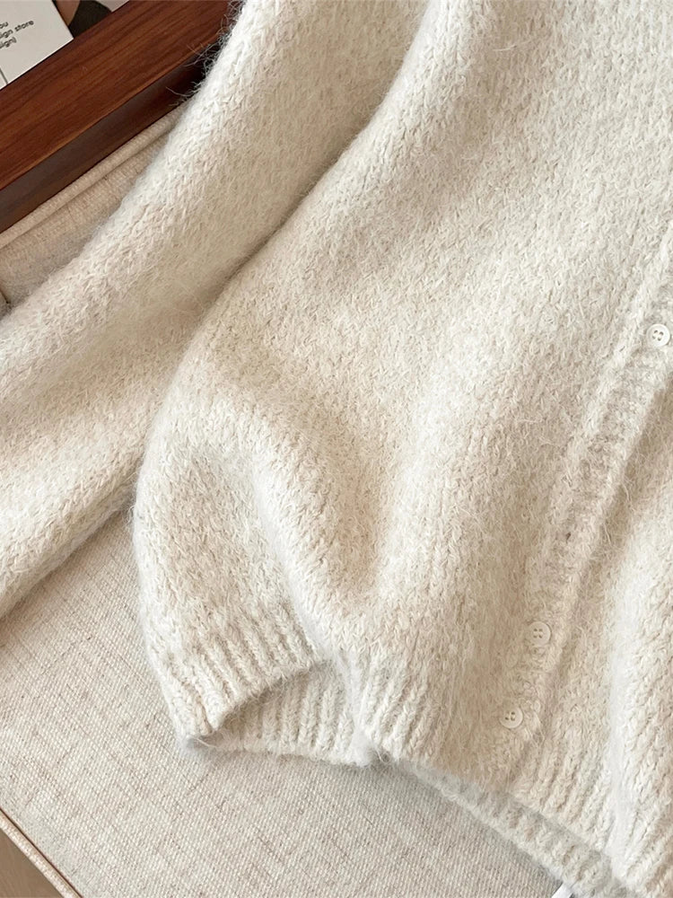 Women Beige Cardigan Cozy Sweater Harajuku Vintage Korean Y2k Long Sleeves V-Neck Cashmere Sweaters Jumper 2000s Clothes Autumn