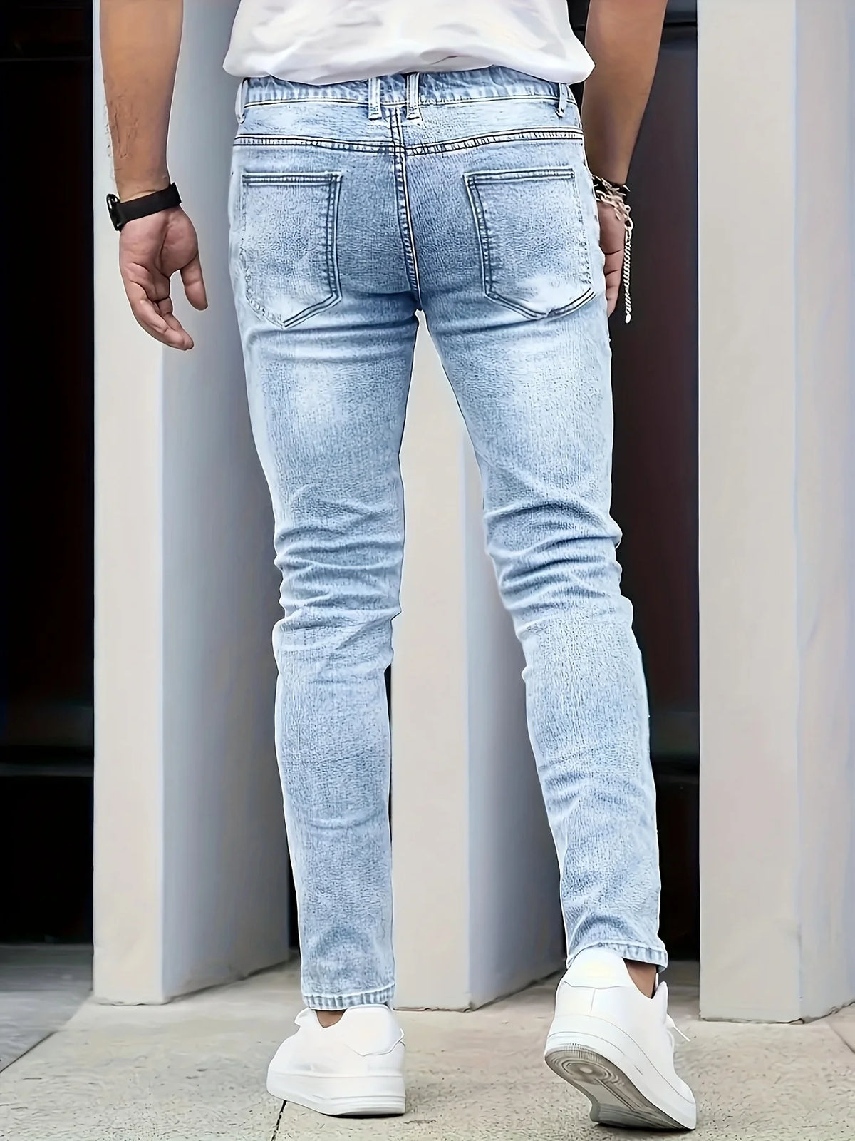 Urban Classic Men's Light Blue Slim-Fit Denim Jeans with Slant Pockets for Casual Street Style