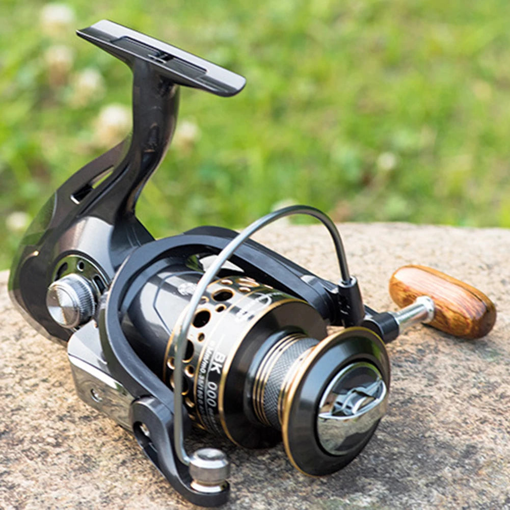 Spinning Reels Saltwater Freshwater Casting Fishing Reel Tackle with Wood Handle Max Drag Power Fishing Reel for Freshwater