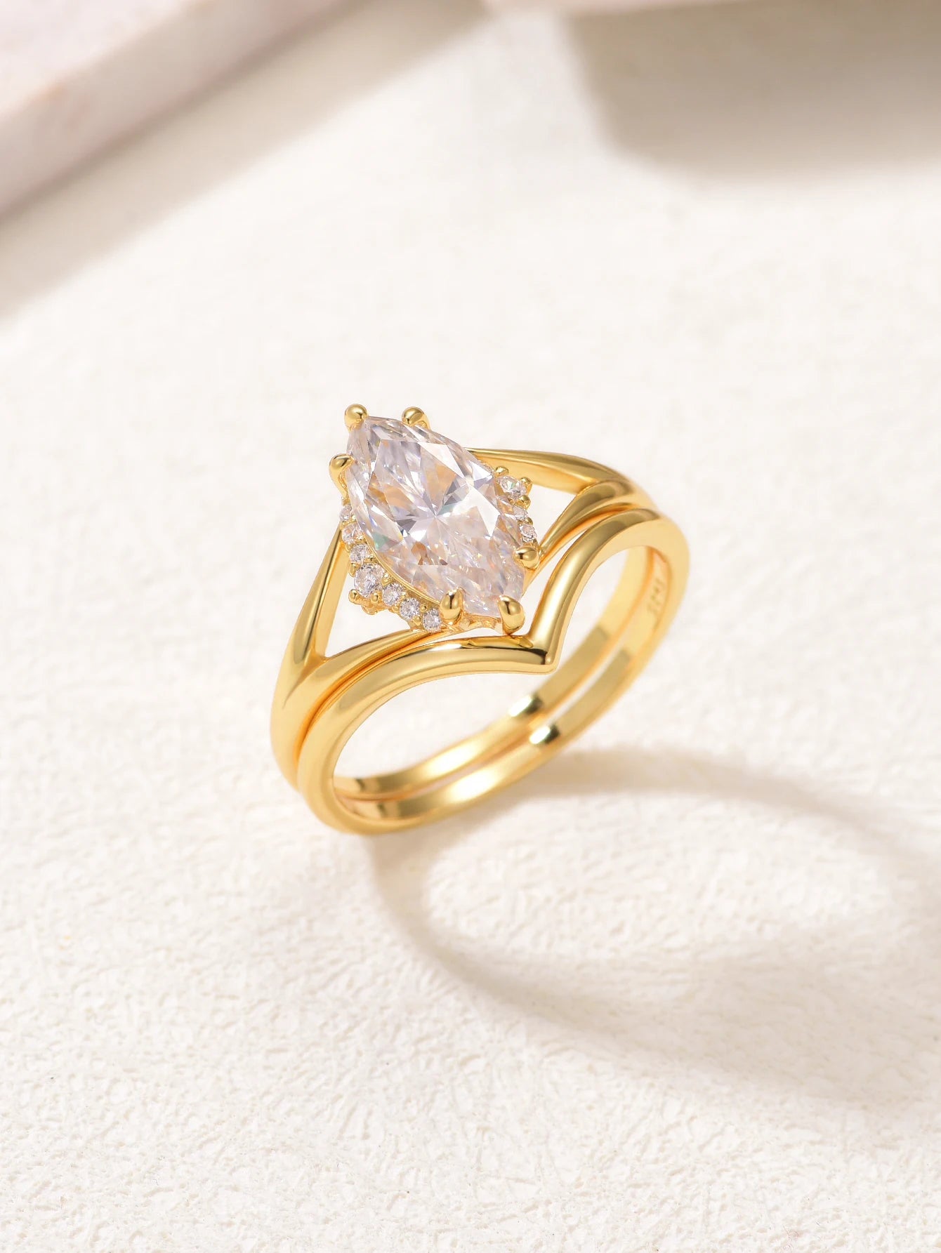 S925 Sterling Silver 2CT Moissanite Ring Set Fine Jewelry Gold-plated 18k Suitable for Gifts Birthday Gifts