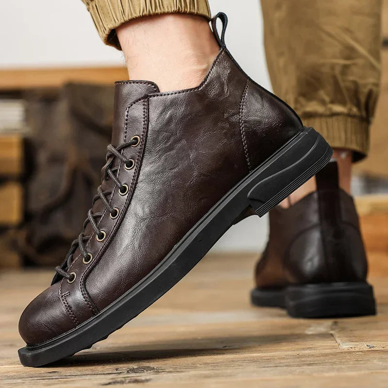 Brand Fashion Genuine Leather Male Casual Shoes 2025 New for Men Motorcycle Boots Classic Male Comfortable Winter Boots