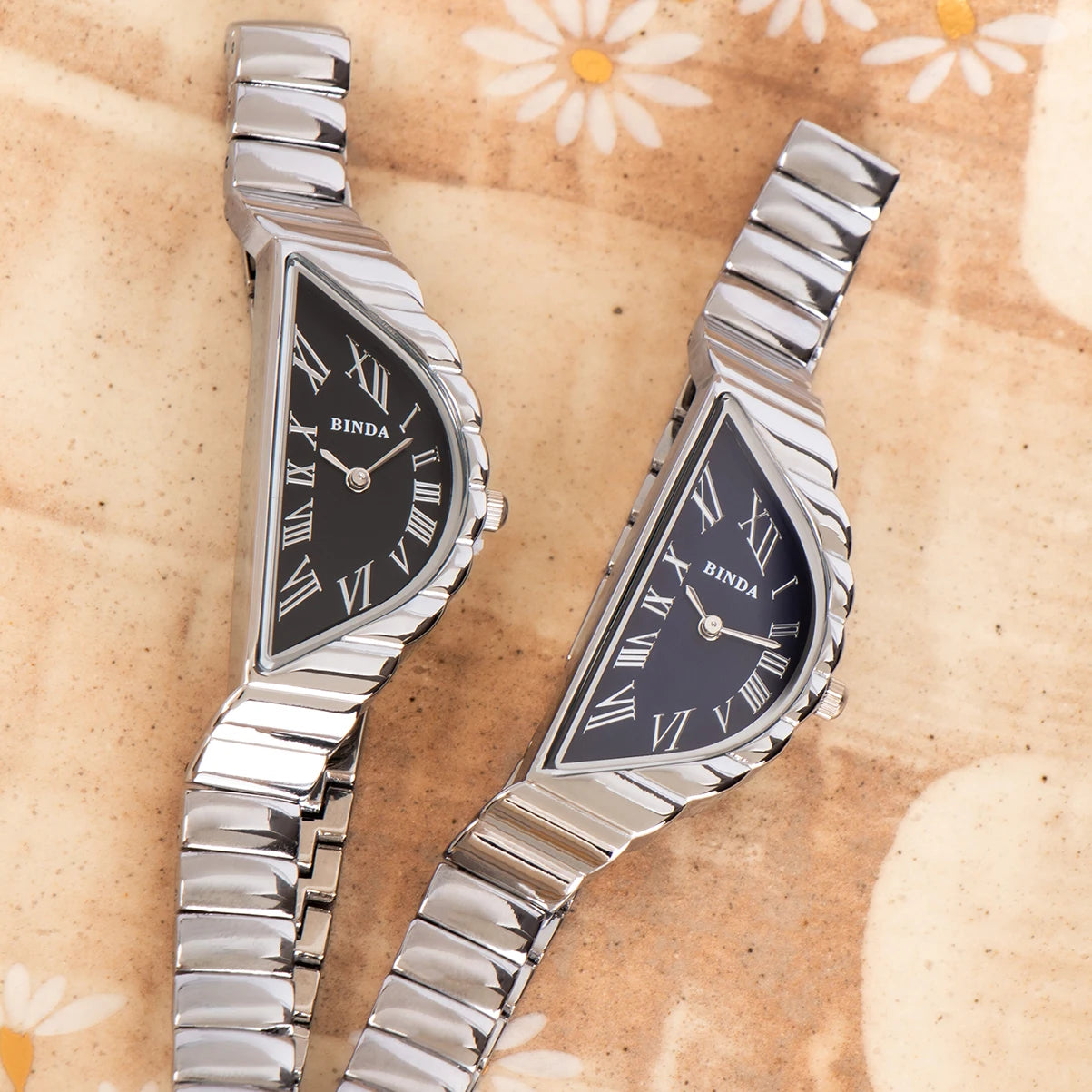 Binda Women’s Gold Case Quartz Watch – Curved White Dial, Half-Round Roman Index, 30M Water-Resistant, Elegant Gift Box Set