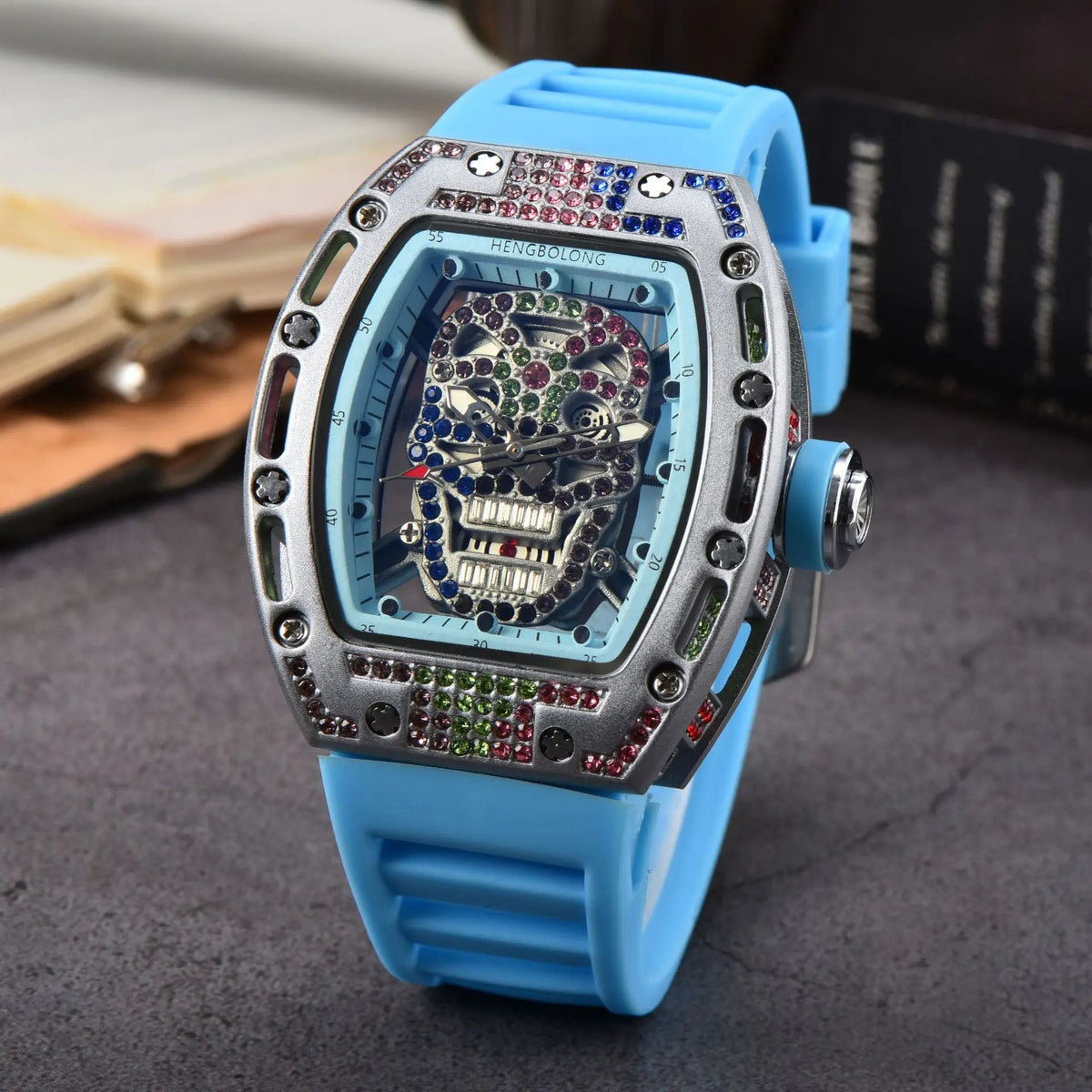 New colored diamond skull quartz watch spot wholesale fashion business diamond-encrusted silicone watch men