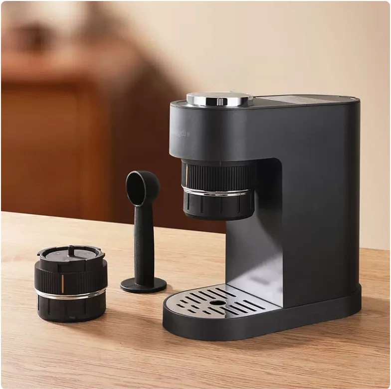 Lovfe Portable Professional Semi-Automatic Espresso Maker Milk Frother Electric Coffee Machine for Household Plastic Housing