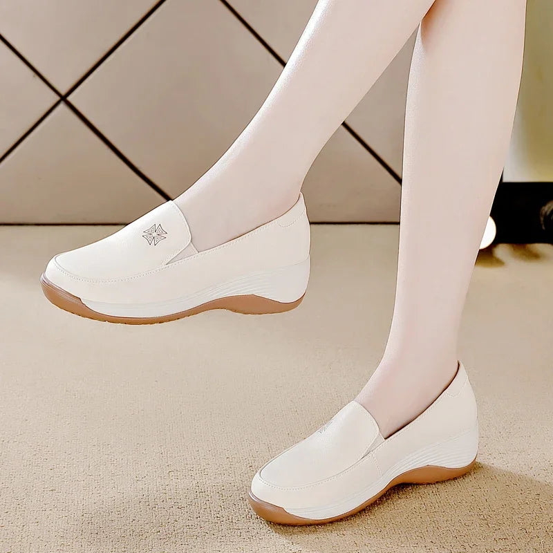 Loafers Women 2024 New Spring One Foot Slip-on Round Toe Shoes Women Genuine Leather Soft Flats Shoes Women