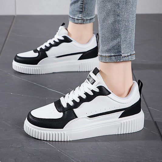 Women Casual Shoes Fashion Walking Flat Shoes Sneakers Black And White Female Footwear Sports Running Outdoor Walking Shoe