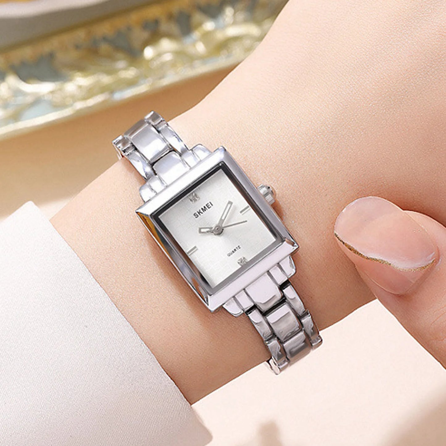 Women Stainless Steel Wristwatch Rhinestone Fashionable Rectangular Water Proof 30m Lady Watch for Daily Use