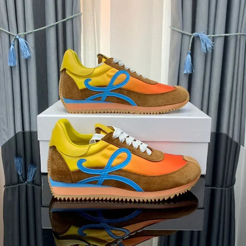 2025 Fashion Men Trainers Shoes Designer Sneaker Flow Runner In Nylon Lace Up A Soft Rubber Upper Honey Rubber Waves Sole