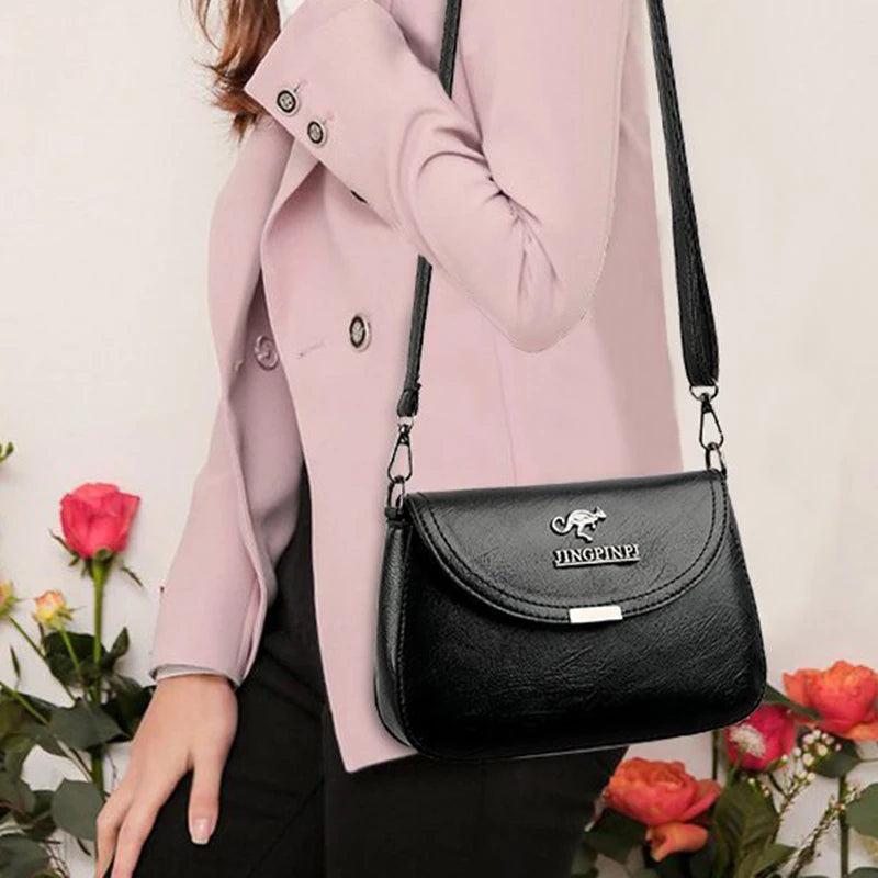 Women's simple crossbody bag with elegant slanted design, suitable for middle-aged and elderly people to carry.