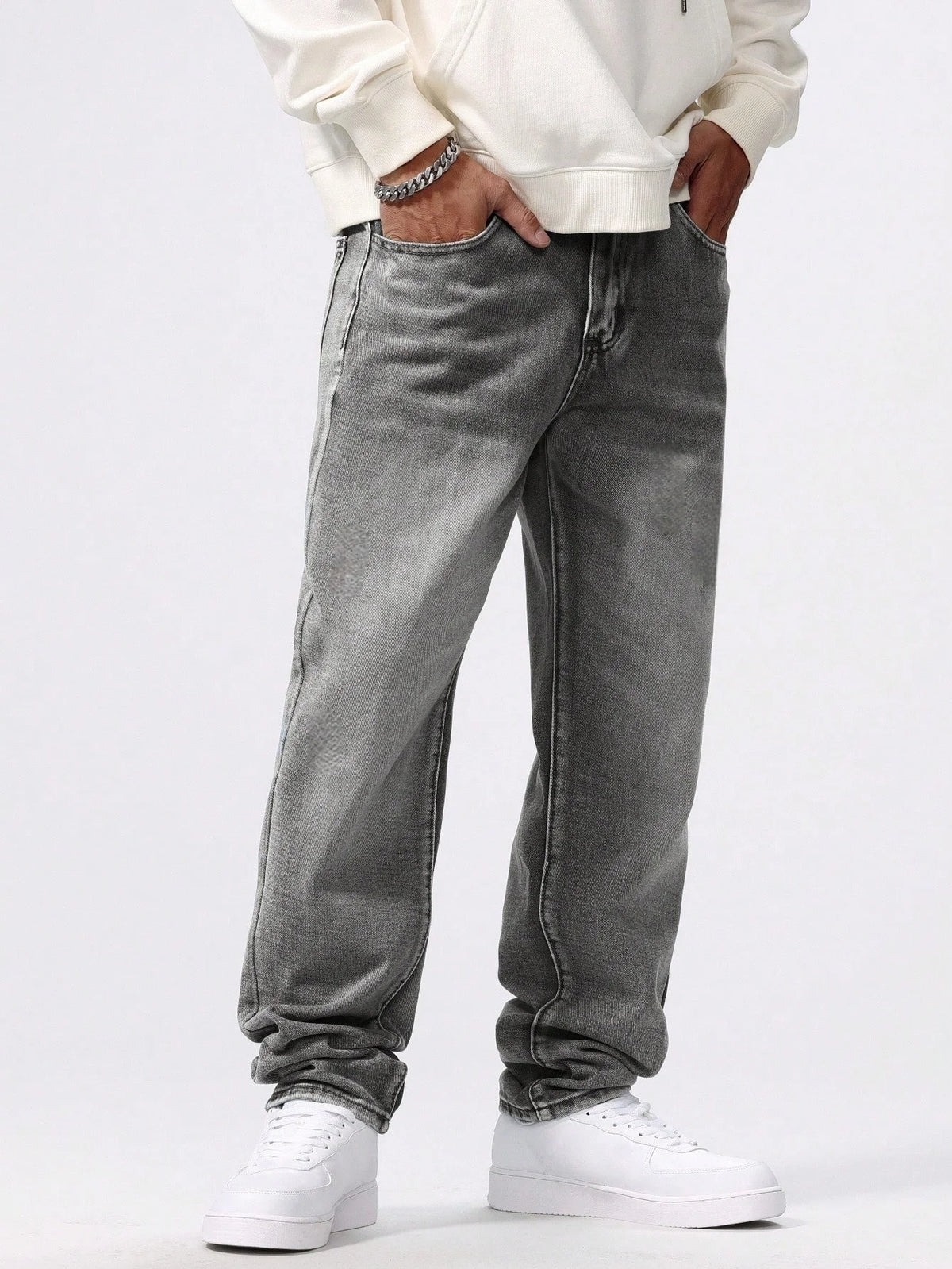 Men's Straight-leg Skinny Grey Jeans American street style is a minimalist design that is suitable for everyday wear