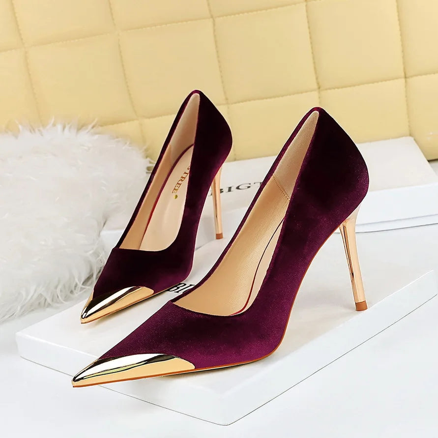 Women's Fashion Light Luxury High Heels Metal Pointed Suede Fine Heels Single Shoes