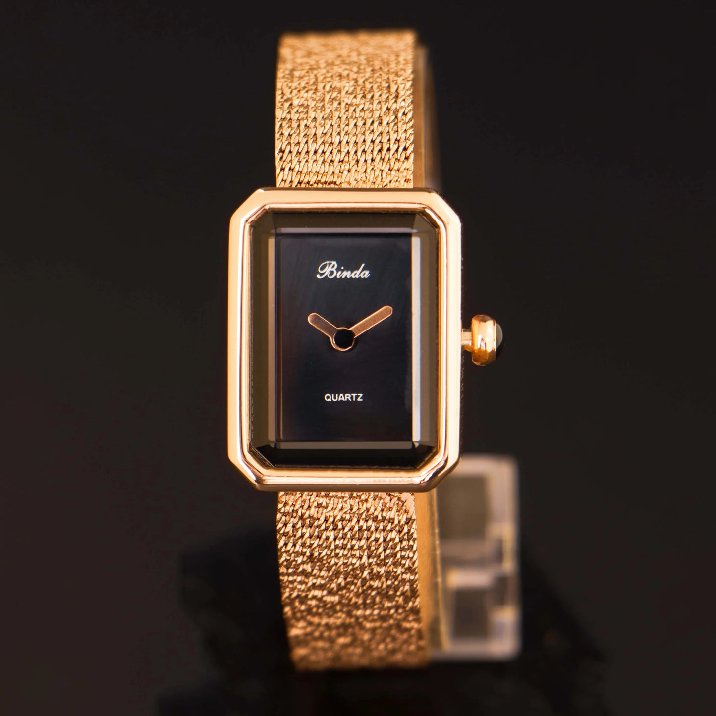 Women’s Luxury Quartz Watch – Gift Box, Zinc Alloy Case, Black Gem Crown, Stainless Steel Mesh Band, Daily & Business Wear