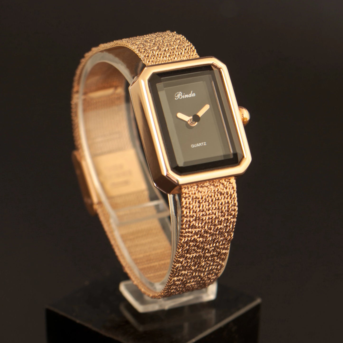 Women’s Luxury Quartz Watch – Gift Box, Zinc Alloy Case, Black Gem Crown, Stainless Steel Mesh Band, Daily & Business Wear